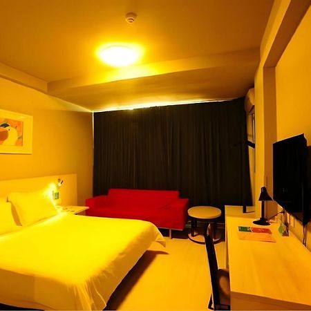 Jinjiang Inn Jinan Daminghu New Scenic Area Lishan Road Exterior foto